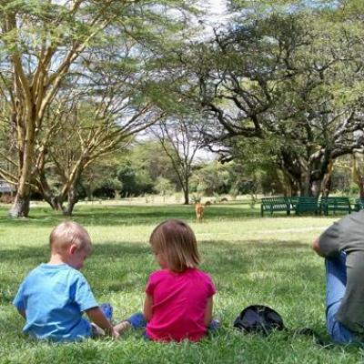 Kenya Camping Safaris, Camping, Siana springs Camp Masai Mara, Gusts Relaxing at the Camp Grounds, YHA Kenya Travel Tours And Safaris..